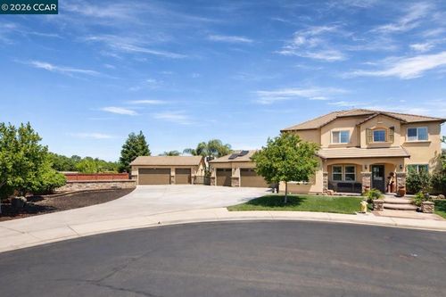 605 Caraway Ct, Brentwood, CA, 94513-2353 | Card Image