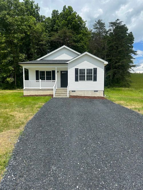 107 N Hancock St, Craigsville, VA, 24430-2109 | Card Image