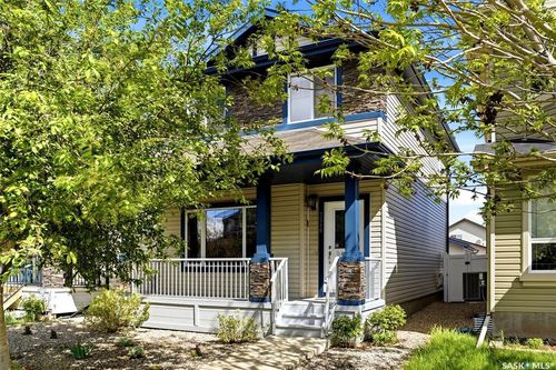 7516 Oxbow Way, Regina, SK, S4Y0B5 | Card Image