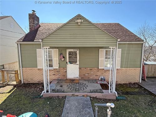 1902 Front Street, Charleston, WV, 25302 | Card Image