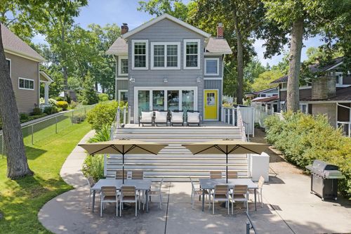 23612 S Shore Dr, Edwardsburg, MI, 49112-8525 | Card Image