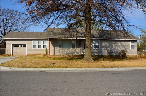 726 Apple St, Sapulpa, OK, 74066-4614 | Card Image