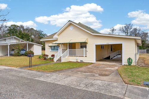 1314 Coggin Ave, Chipley, FL, 32428-1409 | Card Image