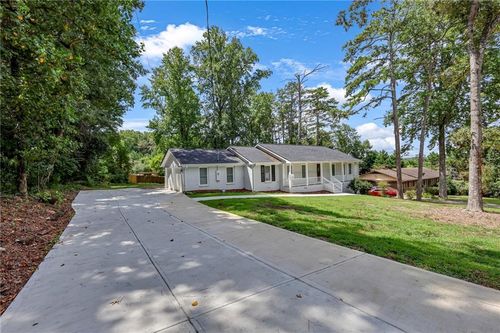 4511 Ripplewood Dr, Lithonia, GA, 30038-3636 | Card Image