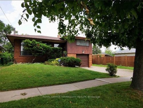 39 Earlton Rd, Scarborough, ON, M1T2R4 | Card Image