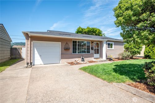 2570 Taylor Ave, Longview, WA, 98632-4428 | Card Image