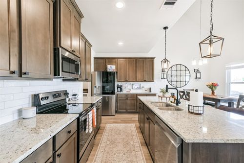 6138 Hazel Lake Dr, Conroe, TX, 77303-2580 | Card Image