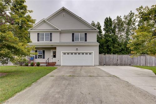 1033 Robert Welch Ln, Chesapeake, VA, 23320-6770 | Card Image