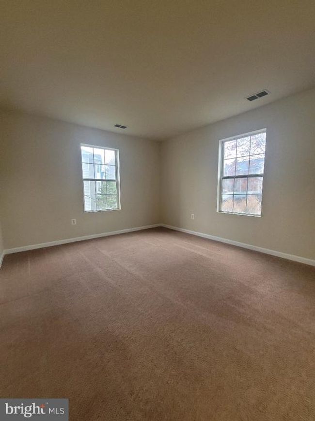 8 - 112 Timberlake Ter, Condo with 2 bedrooms, 2 bathrooms and null parking in STEPHENS CITY VA | Image 9