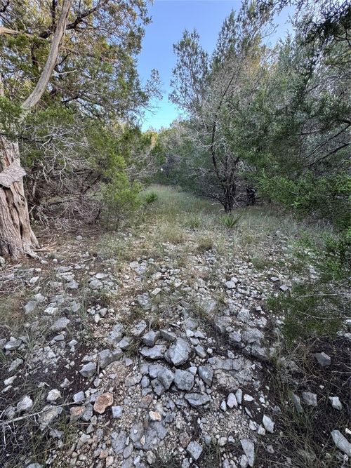 918 Debco Ln, Spicewood, TX, 78669-6627 | Card Image