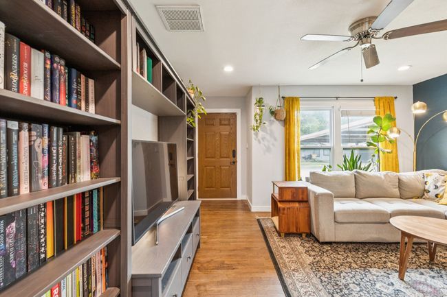 5029 Jerri Ln, House other with 3 bedrooms, 2 bathrooms and null parking in Haltom City TX | Image 9