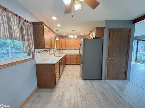 114 Centennial Drive, Mediapolis, IA, 52637 | Card Image