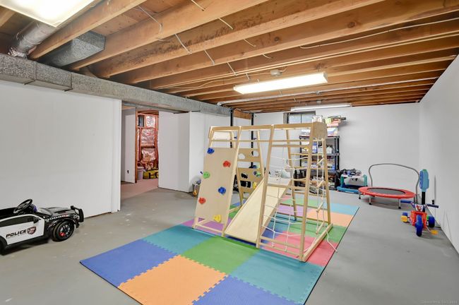 606 Forest St, House other with 4 bedrooms, 2 bathrooms and null parking in East Hartford CT | Image 27
