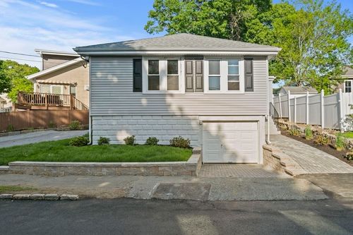 42 Plover Rd, Quincy, MA, 02169-2637 | Card Image