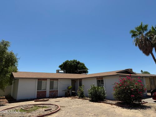 905 W Helena Dr, Phoenix, AZ, 85023-2613 | Card Image