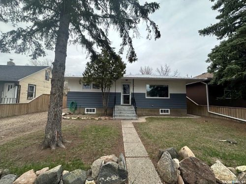 117 4th Ave E, Eatonia, SK, S0L1S2 | Card Image