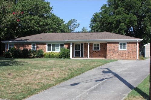 2349 Custom Cir, Virginia Beach, VA, 23454-1724 | Card Image