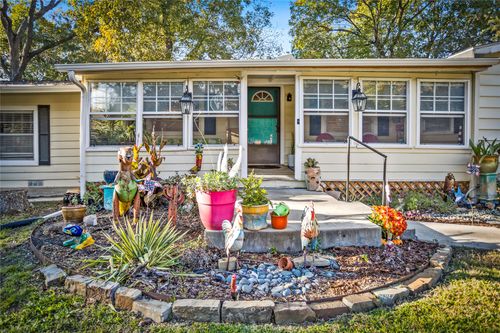 1641 Ben Davis Rd, Garland, TX, 75040-3108 | Card Image