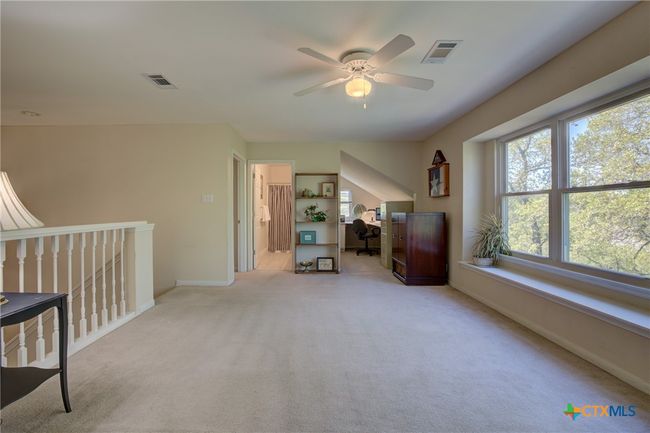 267 Nancy Dr, House other with 3 bedrooms, 3 bathrooms and null parking in Canyon Lake TX | Image 16