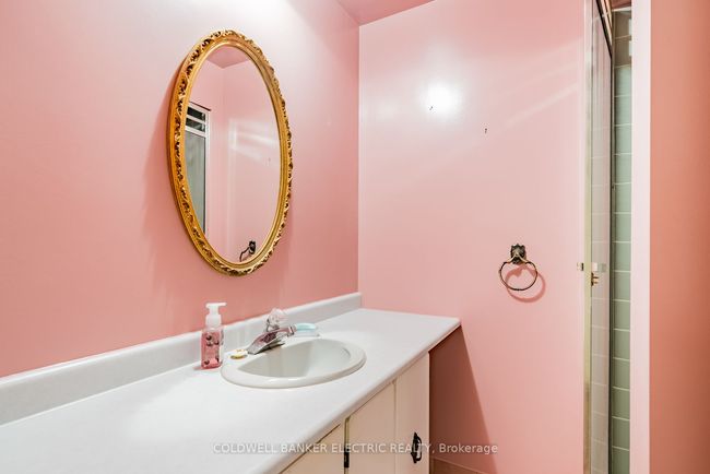 2534 Sherbrooke St W, House other with 3 bedrooms, 3 bathrooms and 4 parking in Cavan Monaghan ON | Image 32