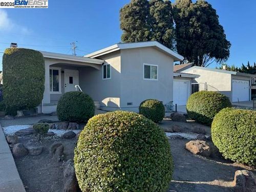 3073 Shane Dr, Richmond, CA, 94806-2624 | Card Image