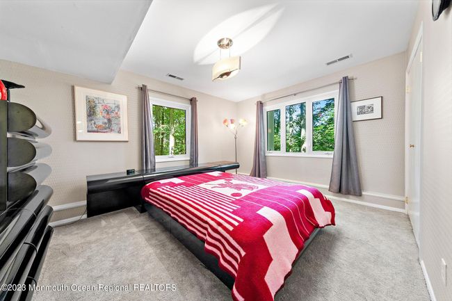 10 Edgewood Dr, House other with 5 bedrooms, 3 bathrooms and null parking in Holmdel NJ | Image 41