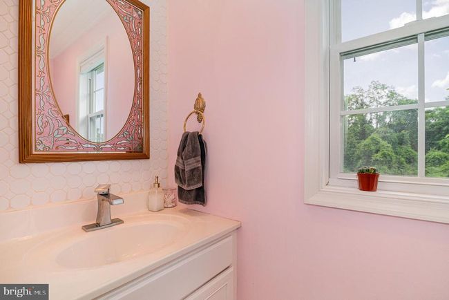 920 Valley Rd, House other with 4 bedrooms, 4 bathrooms and null parking in ENOLA PA | Image 18
