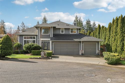 21611 Se 257th Pl, Maple Valley, WA, 98038-7575 | Card Image