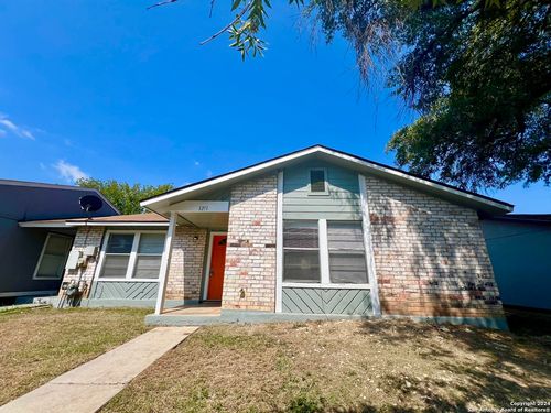 1211 Churing Dr, San Antonio, TX, 78245-1528 | Card Image