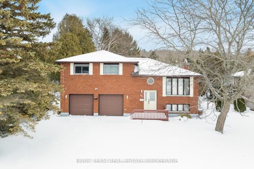 51 Beck Blvd, Penetanguishene, ON, L9M1E2 | Card Image