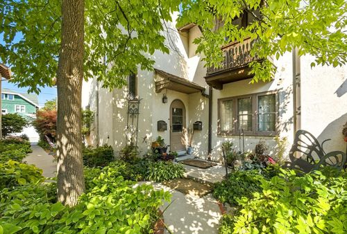 2-4019 N Downer Avenue, Shorewood, WI, 53211 | Card Image