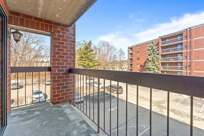 APT-28A - 159 Main St, Condo with 2 bedrooms, 2 bathrooms and 1 parking in Stoneham MA | Image 16