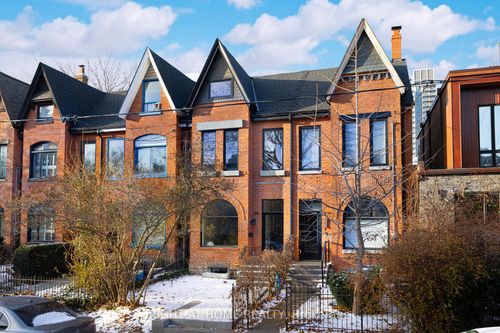 292 Borden St, Toronto, ON, M5S2N6 | Card Image