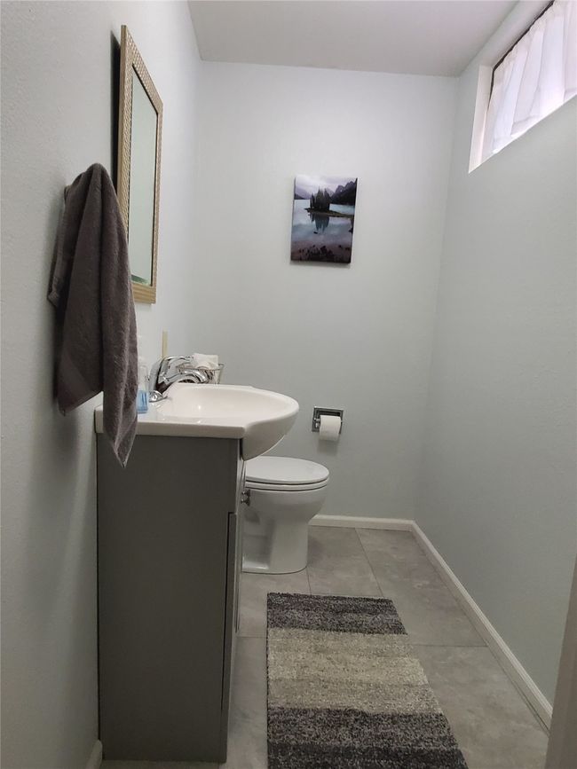 Lower Level Bath | Image 34