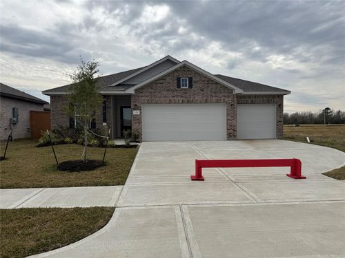 646 Escondido Drive, Dayton, TX, 77535 | Card Image