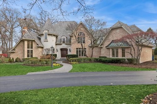 2041 Tremont Ct, Libertyville, IL, 60048-4801 | Card Image