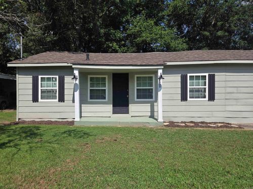 1012 N Lowe St, Stuttgart, AR, 72160-2812 | Card Image