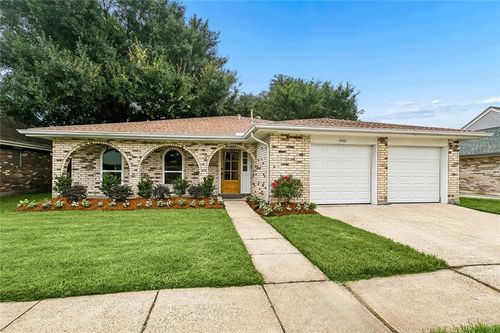 3312 Lake Trail Dr, Metairie, LA, 70003-3435 | Card Image