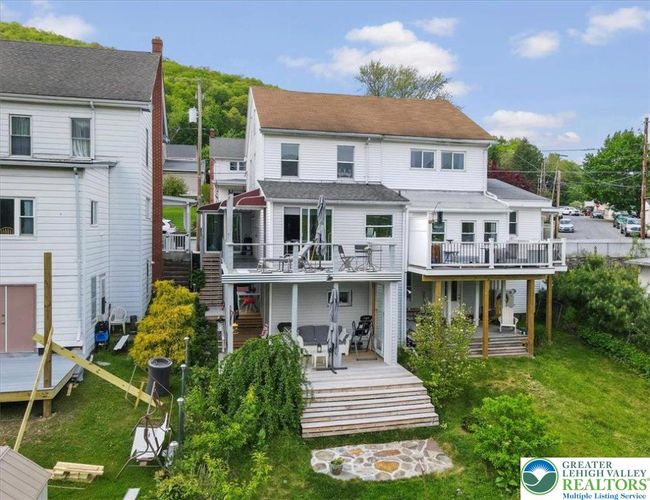 413 South Ave, House other with 3 bedrooms, 1 bathrooms and null parking in Jim Thorpe PA | Image 37