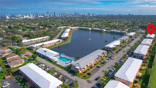 apt-16b-820 Sw 11th Ave, Hallandale Beach, FL, 33009-6717 | Card Image