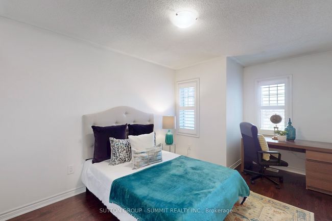 1558 Clitherow St, House other with 4 bedrooms, 3 bathrooms and 1 parking in Milton ON | Image 31