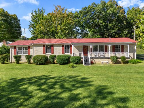 108 S Hummingbird Ln, Dickson, TN, 37055-2224 | Card Image