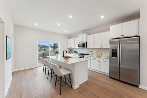 1521 Trellis Ln, Saint Paul, MN, 55101 | Card Image