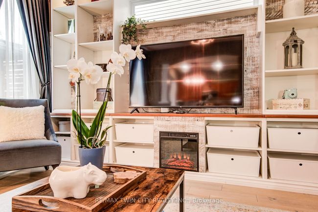 616 Frieburg Dr, House other with 5 bedrooms, 4 bathrooms and 2 parking in Waterloo ON | Image 9
