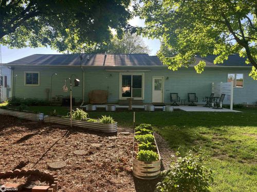127 Country Club Dr, Belmond, IA, 50421-1736 | Card Image