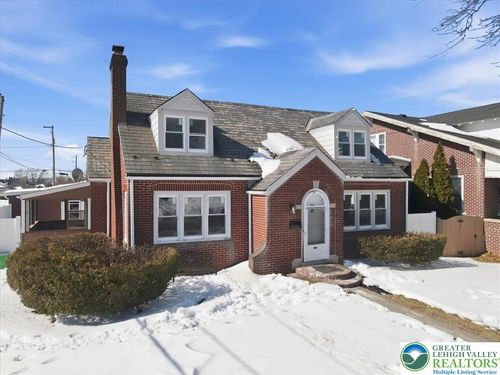 1032 Club Avenue, Allentown City, PA, 18109 | Card Image