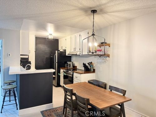 23515 Lyons Ave, Valencia, CA, 91355-3072 | Card Image