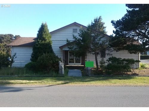 595 11th St Sw, Bandon, OR, 97411-9049 | Card Image