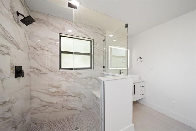 1719 Aggie Ln, House other with 4 bedrooms, 3 bathrooms and 4 parking in Austin TX | Image 22