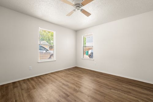apt-104-3506 Speedway, Austin, TX, 78705-1550 | Card Image